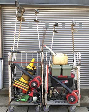 草刈り機
